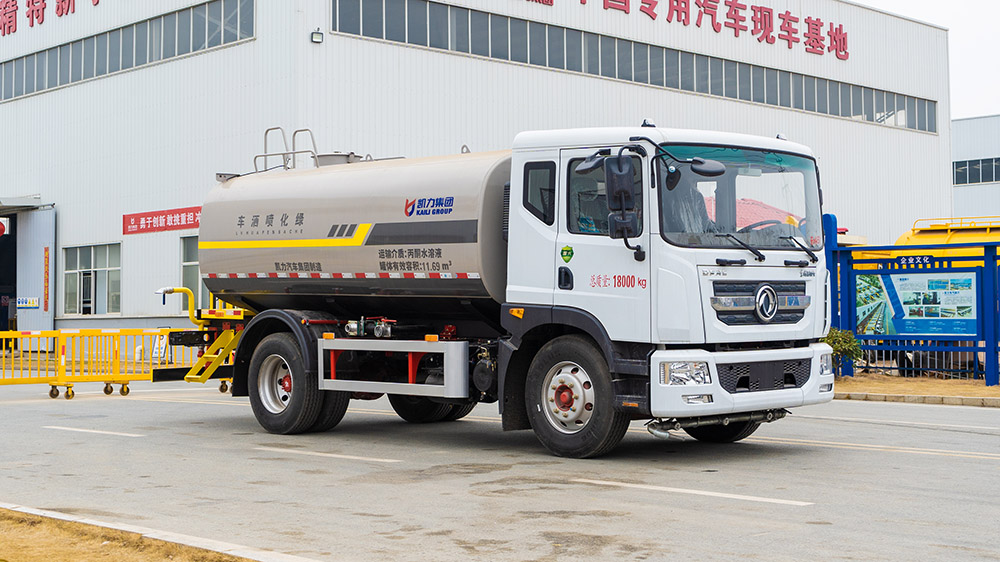 15.1方东风D9洒水车（3950）