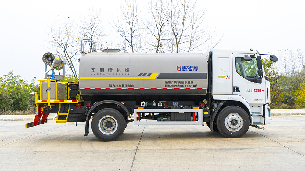 14方柳汽M3喷雾车