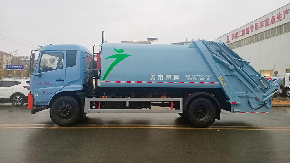 19方东风天锦特殊涂装压缩垃圾车