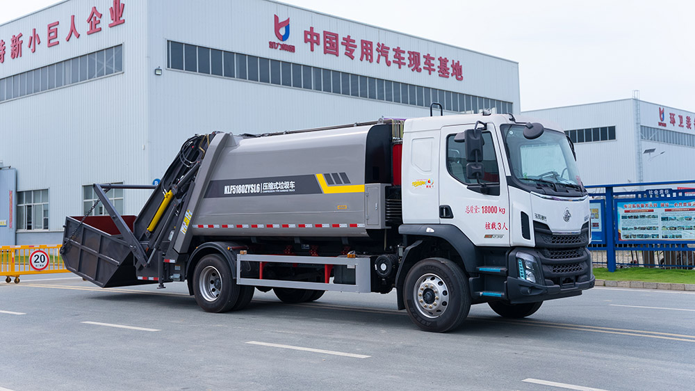 15方乘龙M3新款压缩垃圾车