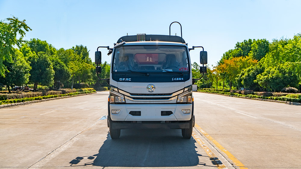 10.5方东风多利卡压缩垃圾车（大落地斗）