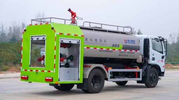 大福瑞卡-8方-消防洒水车
