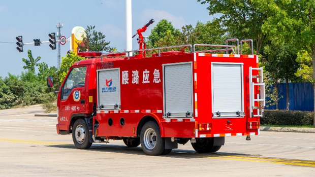 福田-小卡之星2-2方消防洒水车