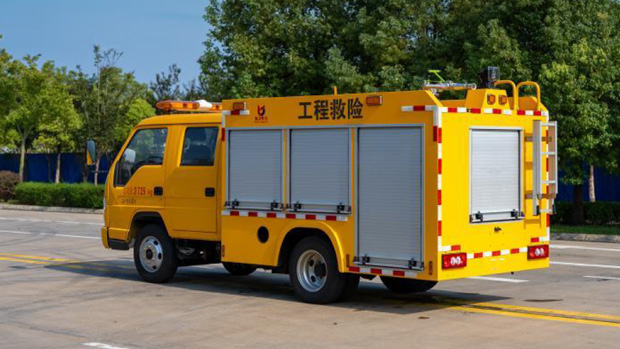 小卡之星3消防洒水车资料