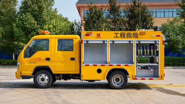 小卡之星3消防洒水车资料